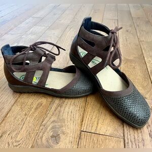 Womens Nordstrom Brown NWOT Naot Kata Lace-Up Closed-Toe Leather Sandal size 5.5